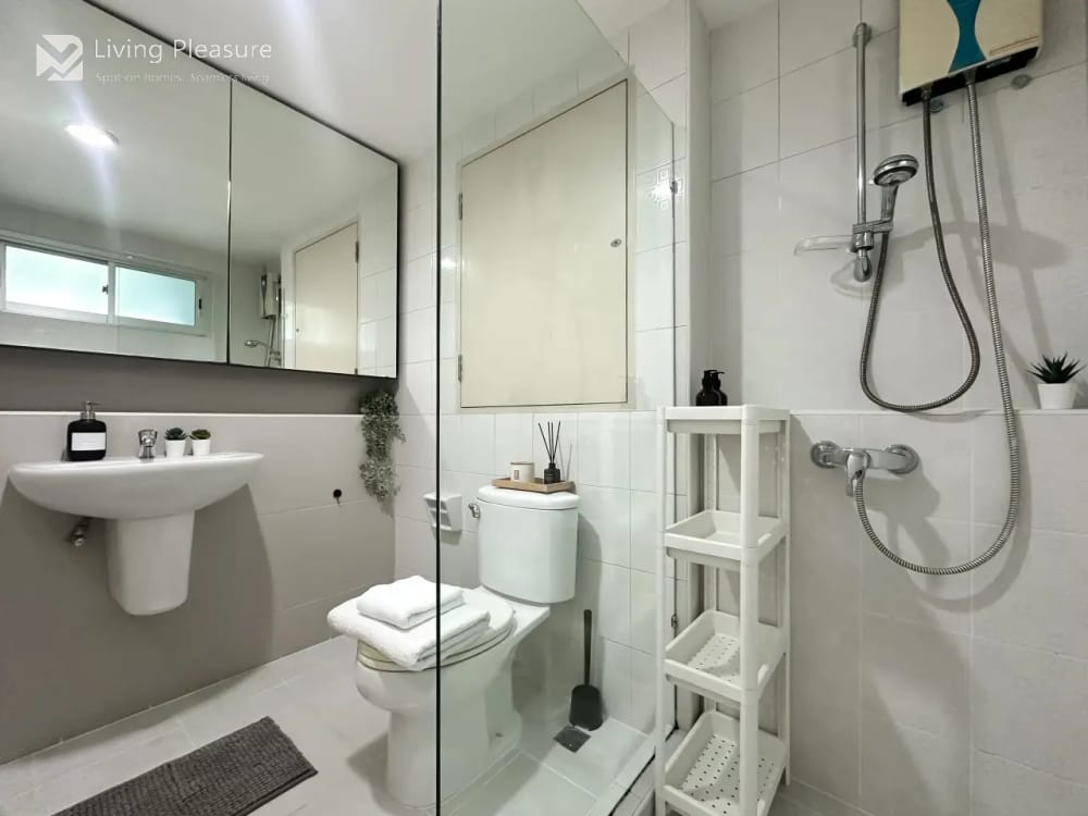 One Thonglor | 1-Bedroom Apartment | 52 sqm | Ultra-Fast WiFi | Near BTS Thonglor 10