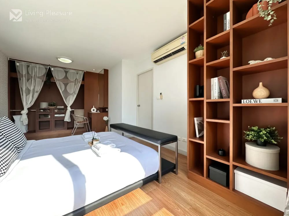 One Thonglor | 1-Bedroom Apartment | 52 sqm | Ultra-Fast WiFi | Near BTS Thonglor 15