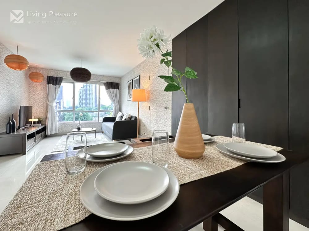One Thonglor | 1-Bedroom Apartment | 52 sqm | Ultra-Fast WiFi | Near BTS Thonglor 25