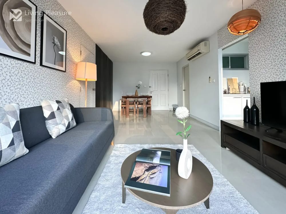 One Thonglor | 1-Bedroom Apartment | 52 sqm | Ultra-Fast WiFi | Near BTS Thonglor 37