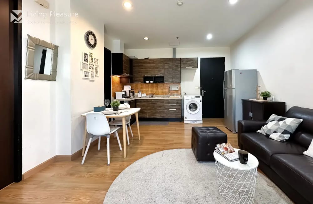 Modern 1-Bedroom High-Rise Apartment | Ultra-Fast WiFi | Central Ratchathewi | Sauna, Gym &amp; Pool 5