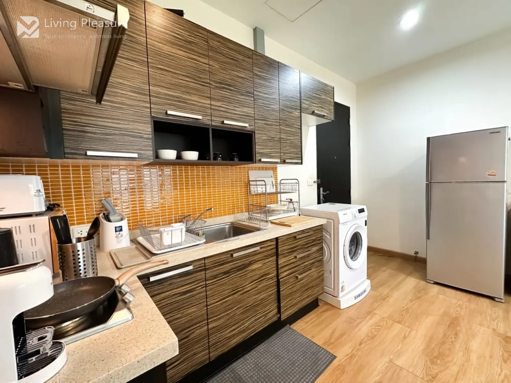 Modern 1-Bedroom High-Rise Apartment | Ultra-Fast WiFi | Central Ratchathewi | Sauna, Gym &amp; Pool 6