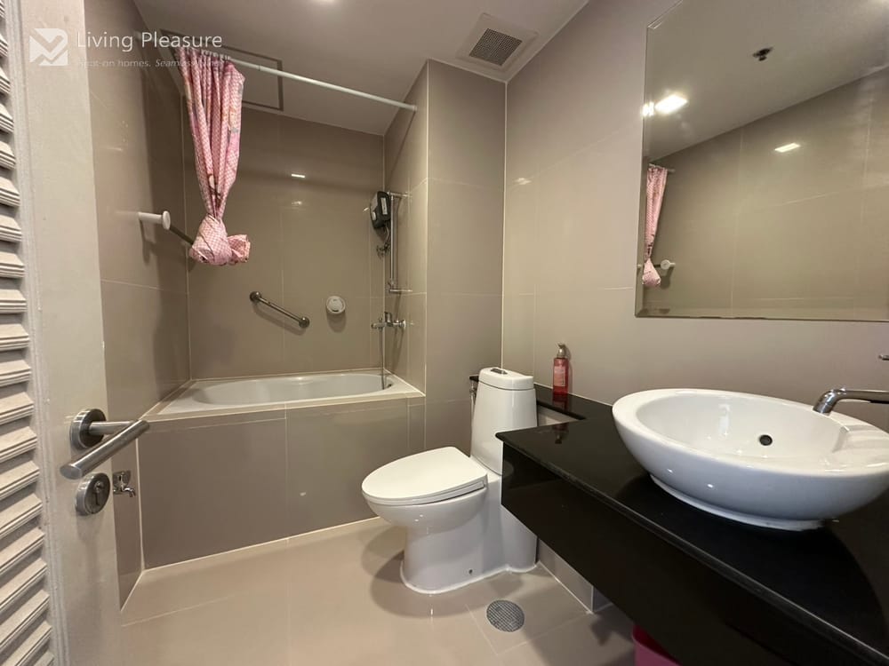1 Bedroom Apartment for Rent at Nusasiri Grand, Ekkamai - City View Closed to BTS Ekkamai 8