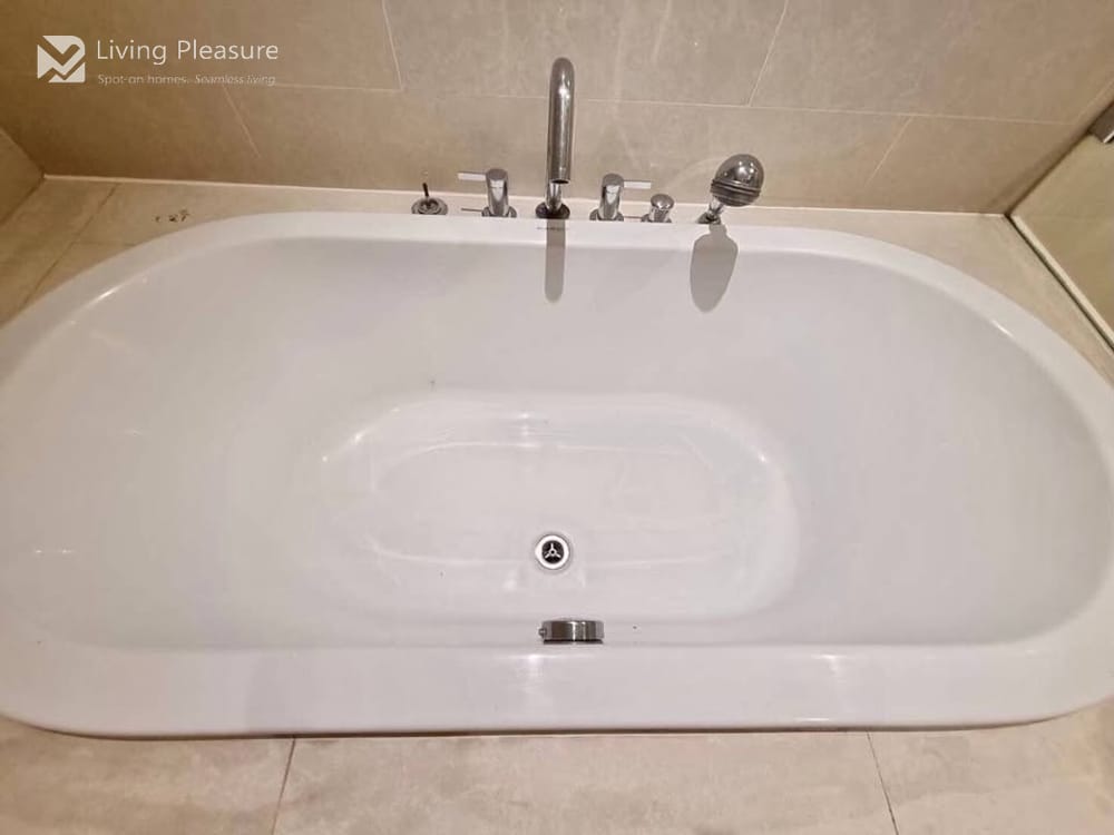 1-Bedroom Duplex for Rent in the Heart of Phrom Phong 15