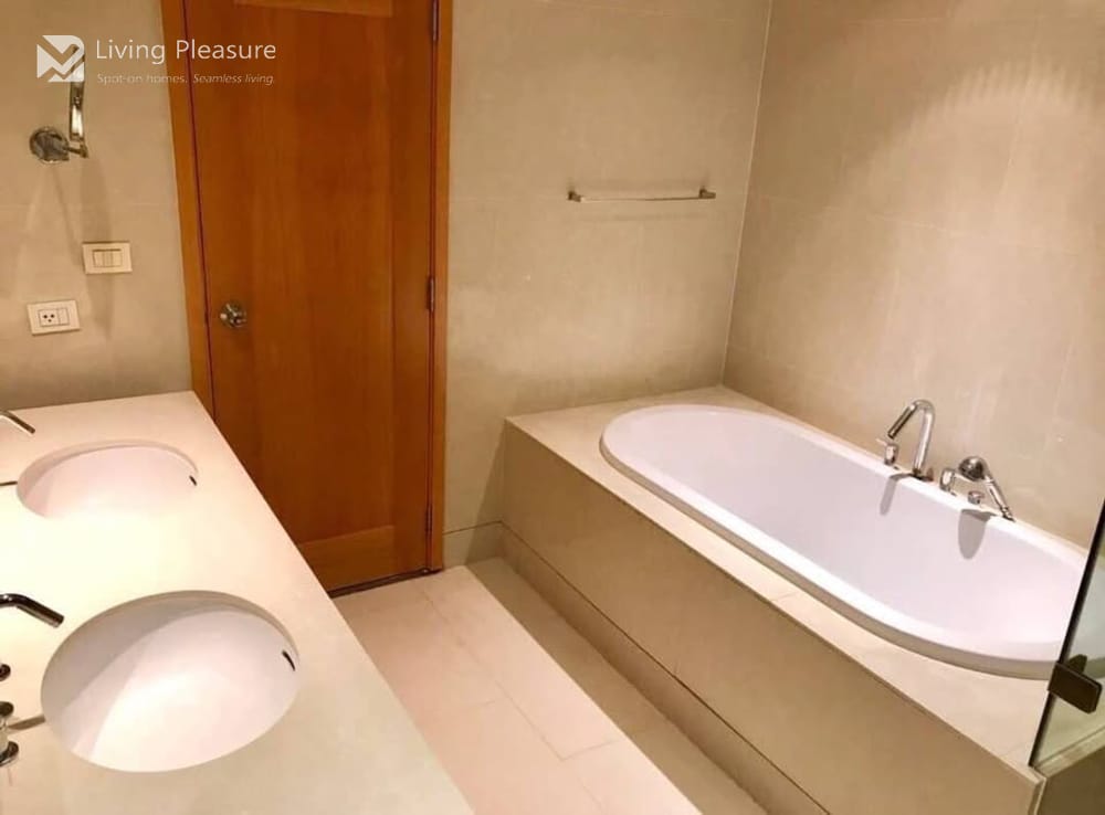 1-Bedroom Duplex for Rent in the Heart of Phrom Phong 16