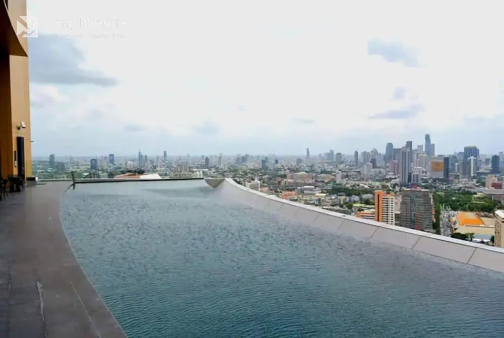 The Lumpini 24 | 1-Bedroom Apartment | Co-Working Space | Sky Pool | Near BTS Phrom Phong 4