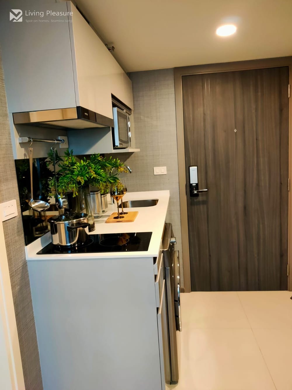 1 Bedroom Duplex for Rent & Sale I Knightsbridge Space-Rama 9 7