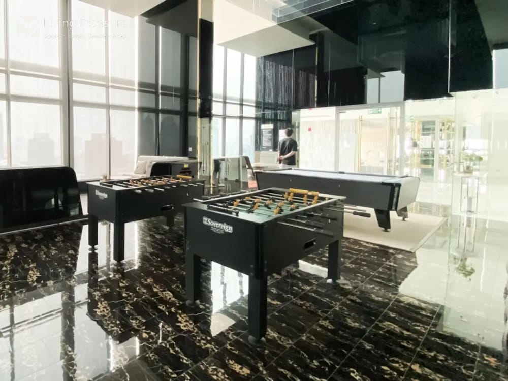 Luxury High-Floor Apartment at Q Chidlom | 1BR | Stunning City Views | Near BTS Chit Lom 21