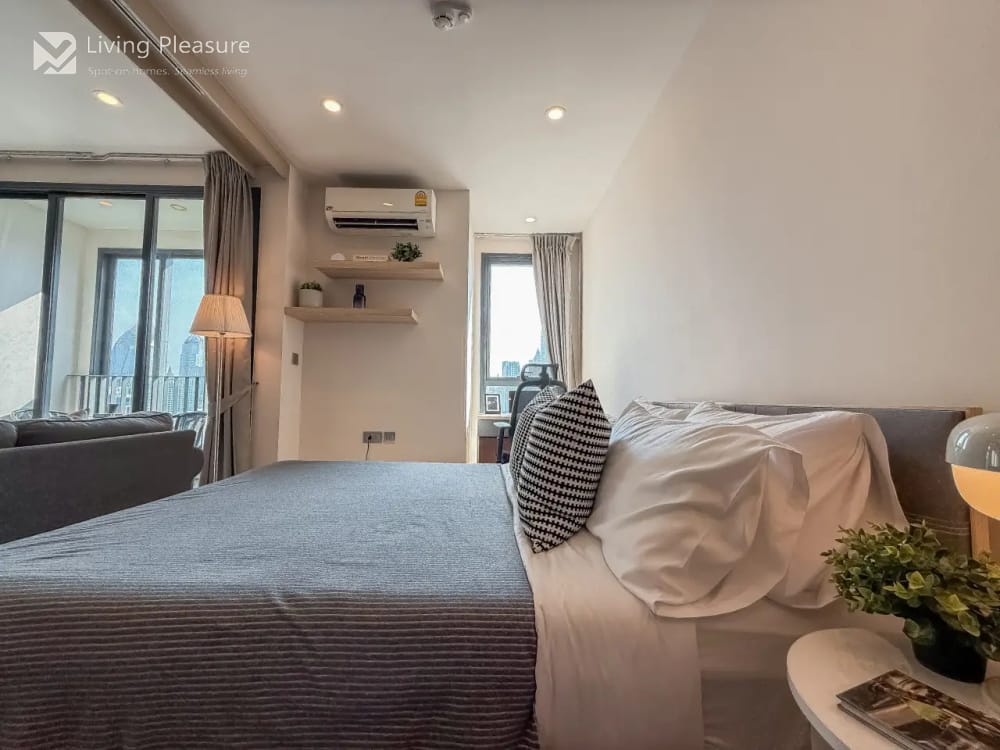 Luxury High-Floor Apartment at Q Chidlom | 1BR | Stunning City Views | Near BTS Chit Lom 4