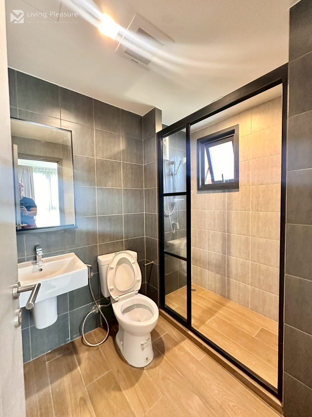 1 Bed 1 Bath for Sale and Rent at The Base Garden Rama 9 near ARL RamkhamHaeng 6