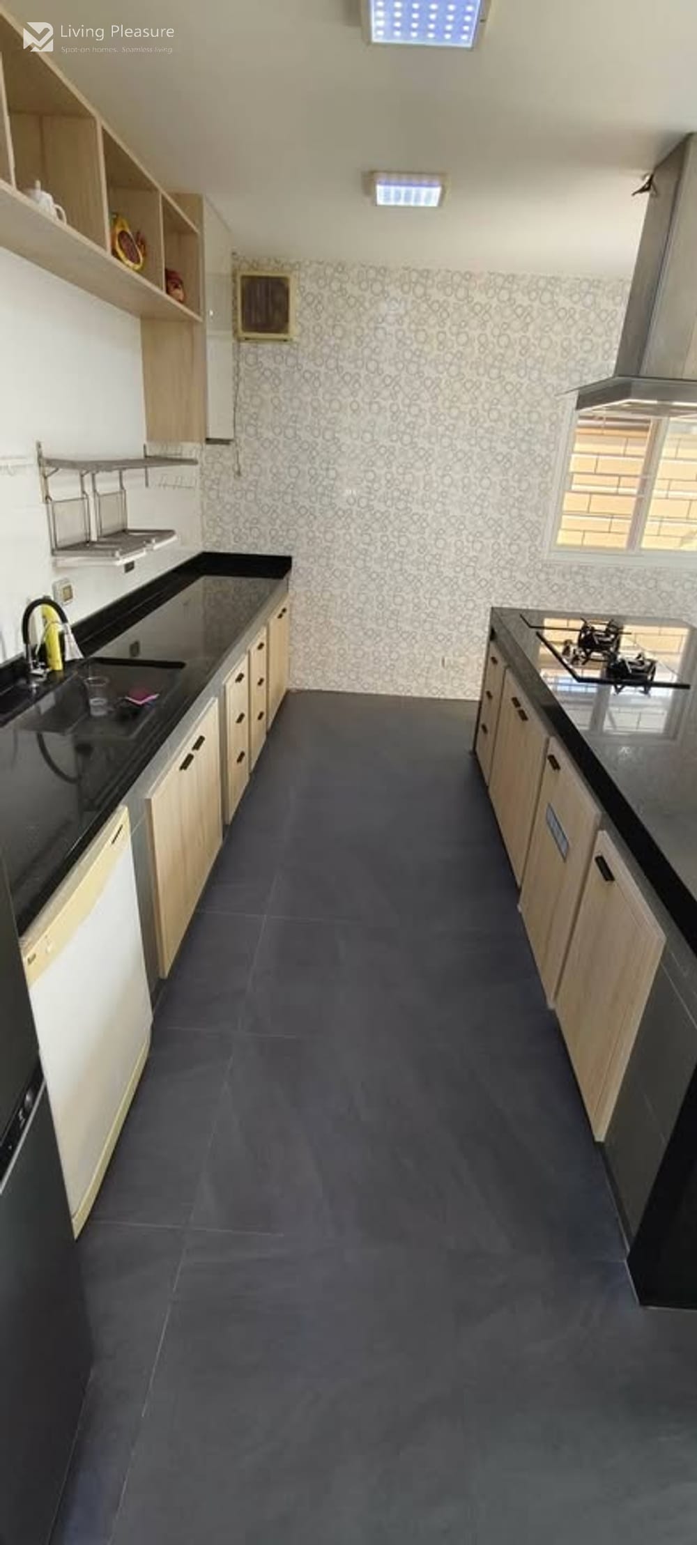 Spacious 4-Bedroom House for Rent at CourtYard Villa Rama9-Wongwaen 12