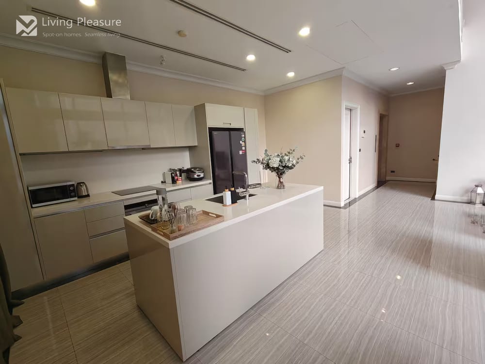 Pet-Friendly 4-Bedroom Villa for Sale and Rent in the Heart of Phrom Phong 13