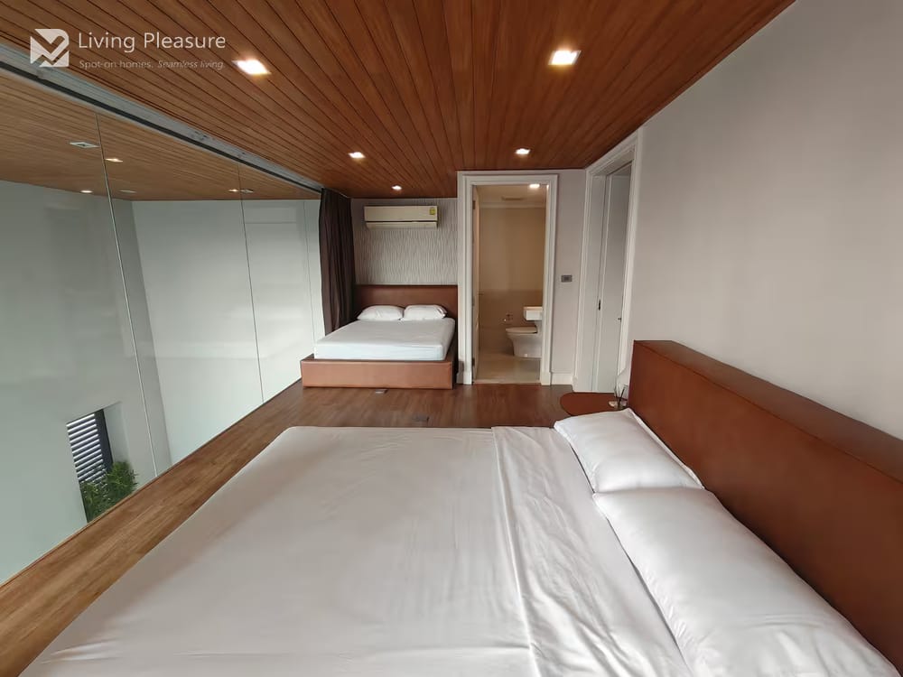 Pet-Friendly 4-Bedroom Villa for Sale and Rent in the Heart of Phrom Phong 16
