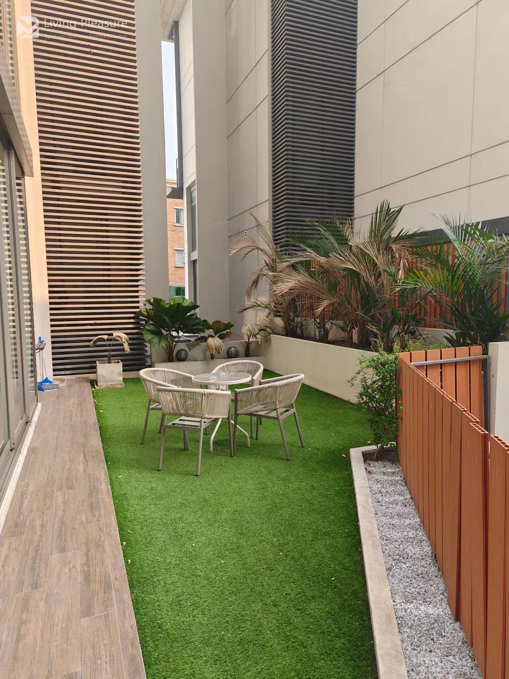 Pet-Friendly 4-Bedroom Villa for Sale and Rent in the Heart of Phrom Phong 31