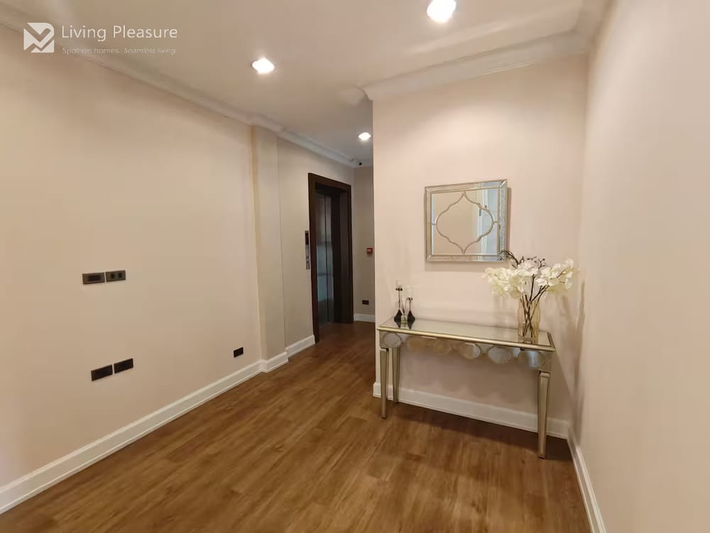 Pet-Friendly 4-Bedroom Villa for Sale and Rent in the Heart of Phrom Phong 39