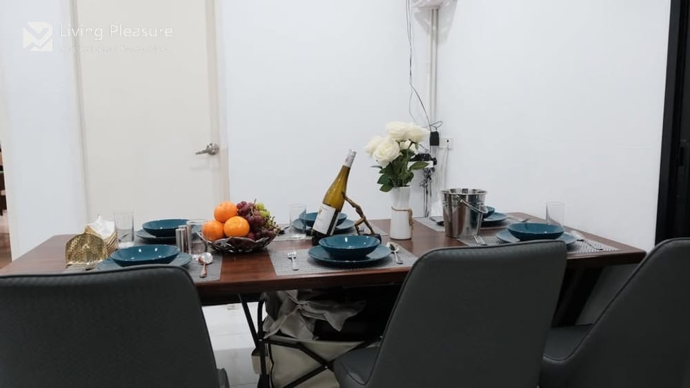 5 Bedrooms Pool Villa for Rent I Udomsuk, Bangkok 24