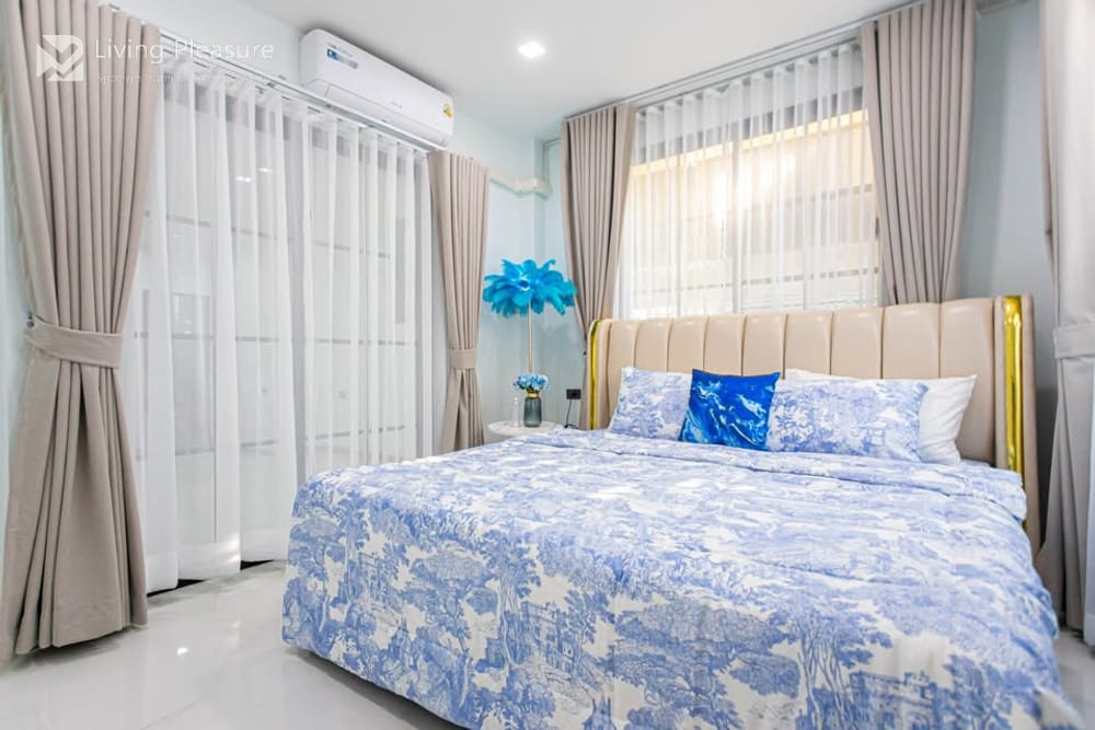 5 Bedrooms Pool Villa for Rent I Latprao-Huaykwang 8