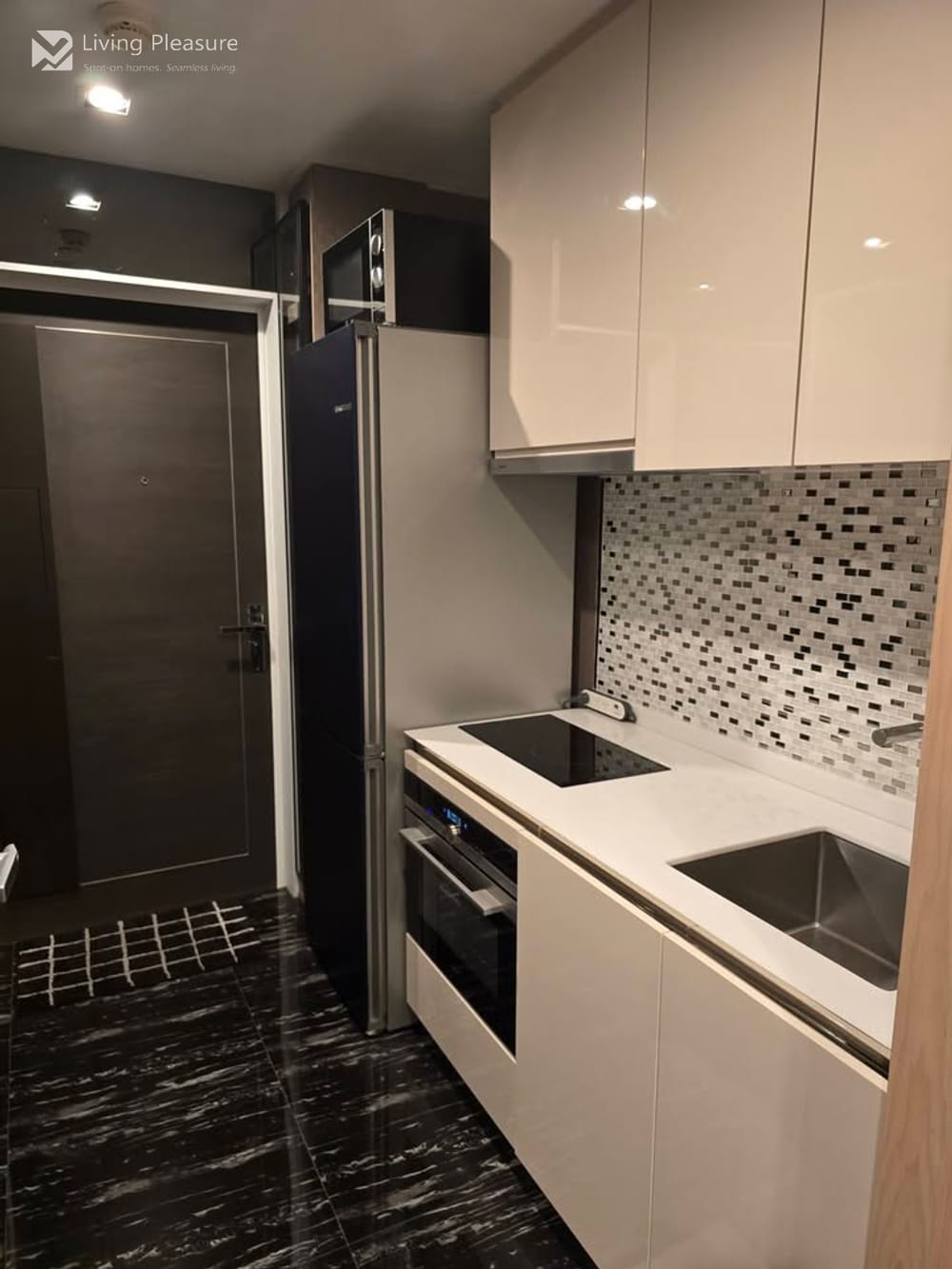 1-Bedroom Condo for Rent at The Bangkok Sathon near BTS Surasak 2
