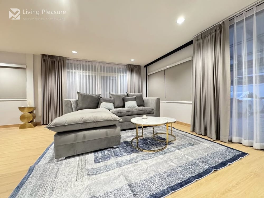 Pool Villa for Rent I near MRT Suttusarn, Bangkok 4