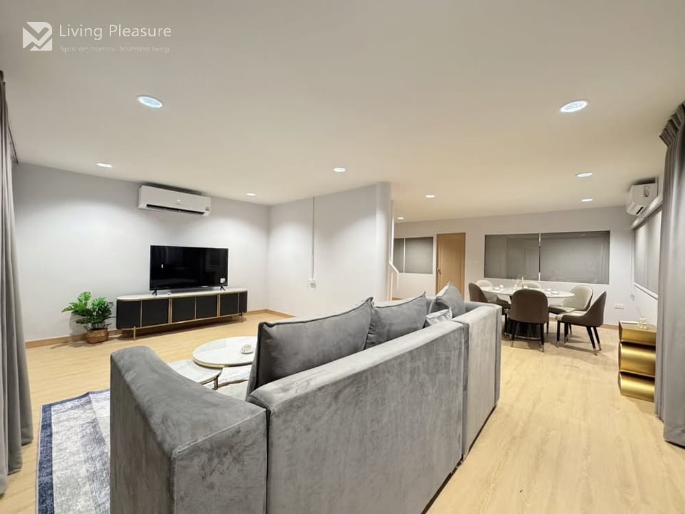 Pool Villa for Rent I near MRT Suttusarn, Bangkok 5
