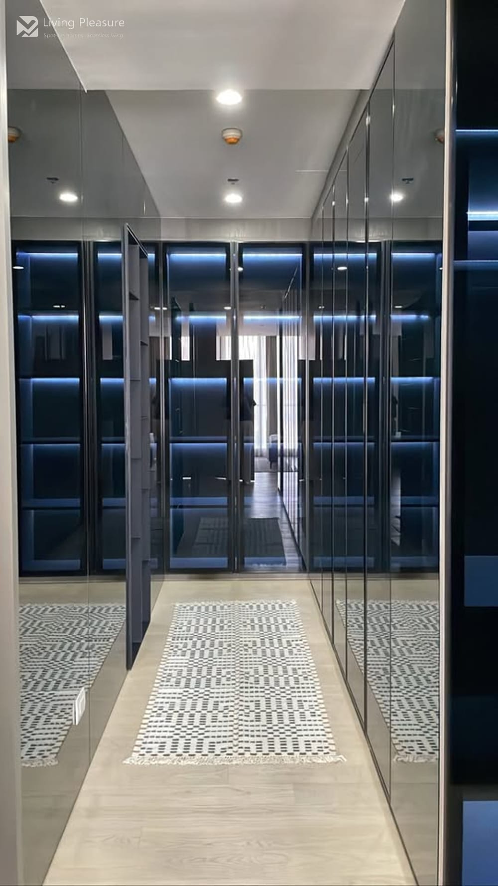 2-Bedroom Condo for Rent at Noble Ploenchit, Steps from BTS Phloen Chit 10