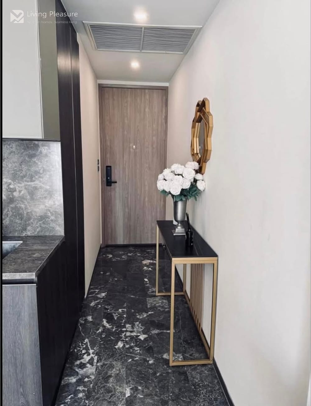 ให้เช่า 1 ห้องนอน คอนโด ใน 168 สุขุมวิท 36 (168 Sukhumvit 36 (Luxury Low-Rise)) 4