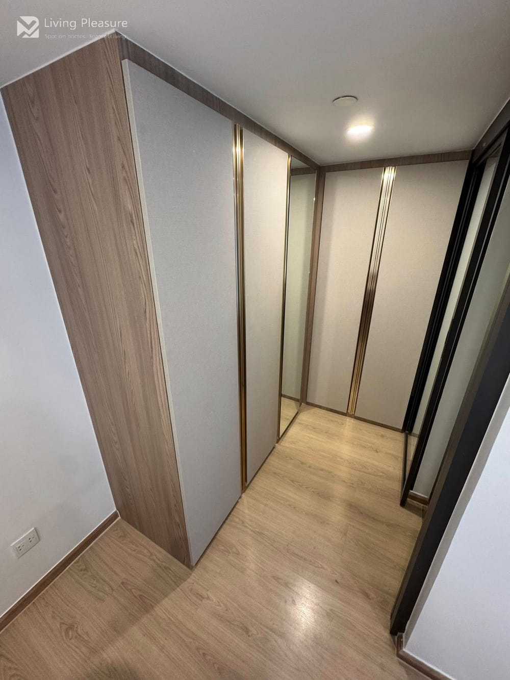 2 Bedrooms condo for Rent I Life Rama4 - Asoke 7