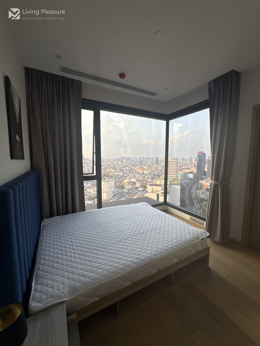 2 Bedrooms Condo for Rent I Ashton Asoke - Rama 9 5