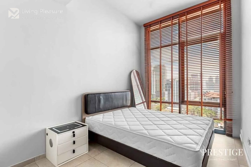 2-Bedroom Condo for Rent at The Lofts Asoke Near MRT Phetchaburi 8
