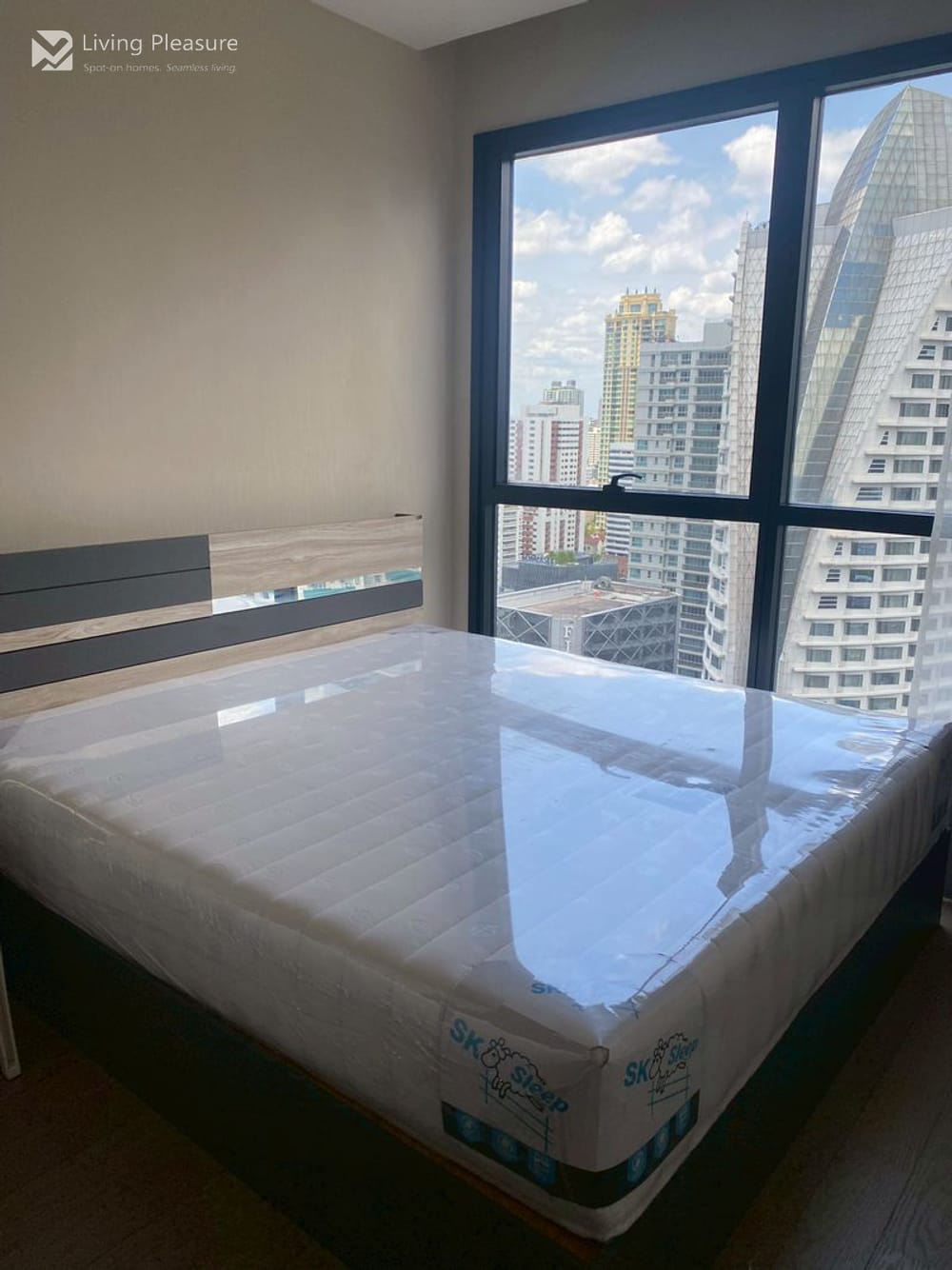 2 Bedrooms Condo for Rent I Ashton Asoke 12