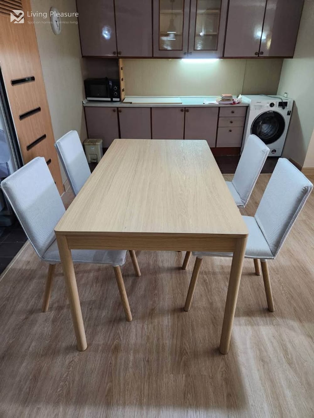2-Bedroom Condo for Rent in Las Colinas - Steps from MRT Sukhumvit 6
