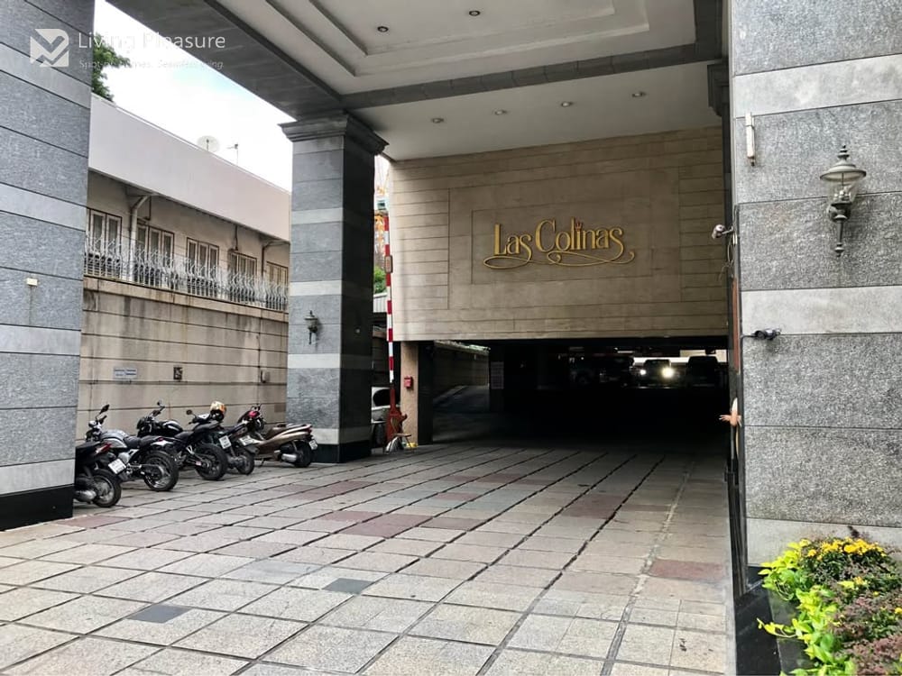 2-Bedroom Condo for Rent in Las Colinas - Steps from MRT Sukhumvit 9