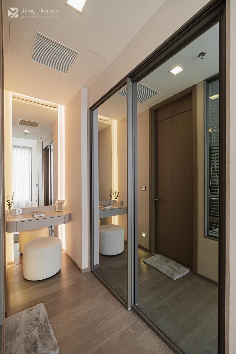 1 Bedroom condo for Rent I The ESSE Asoke 11
