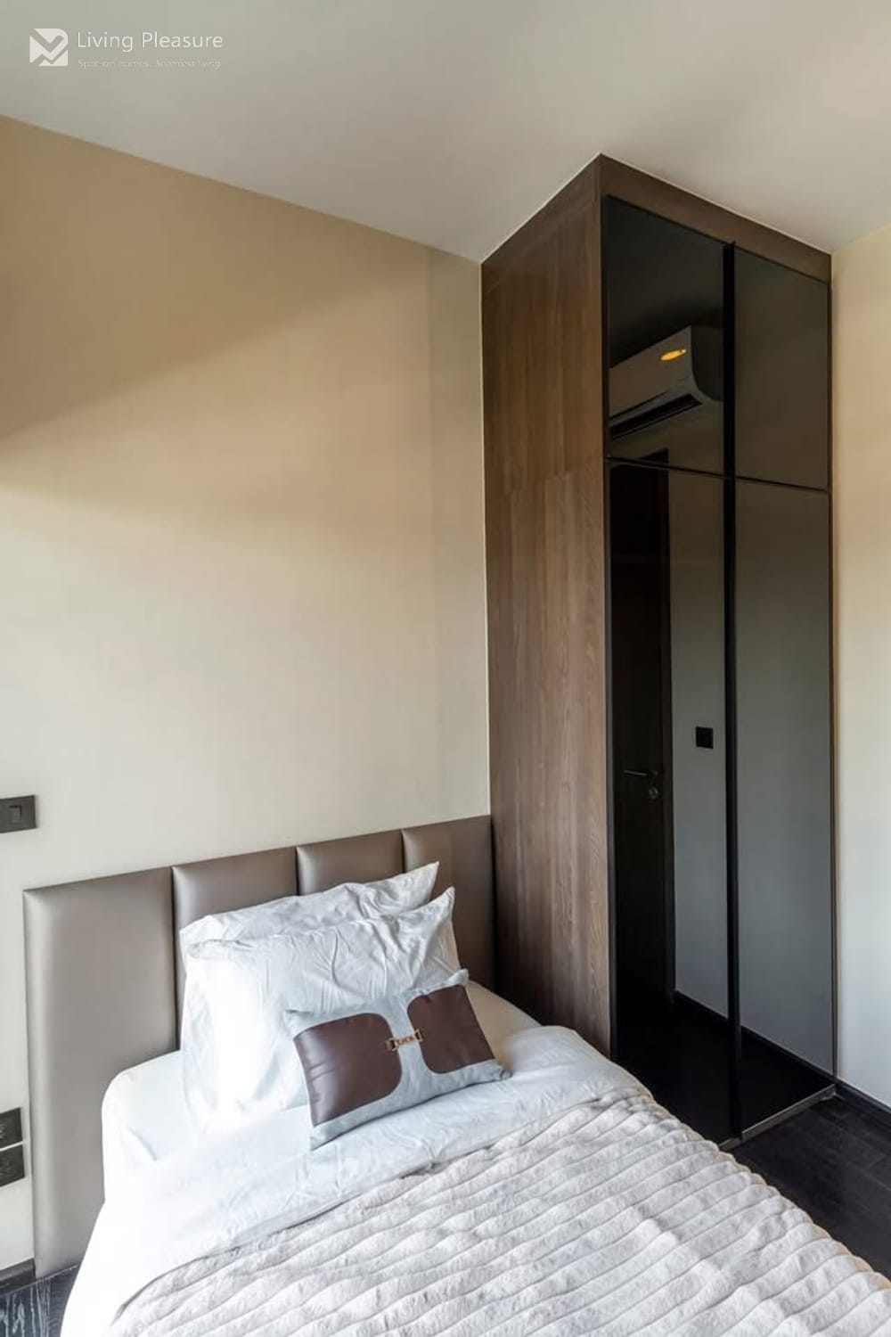 2-Bedroom Condo for Sale and Rent at Park Origin Thonglor 11