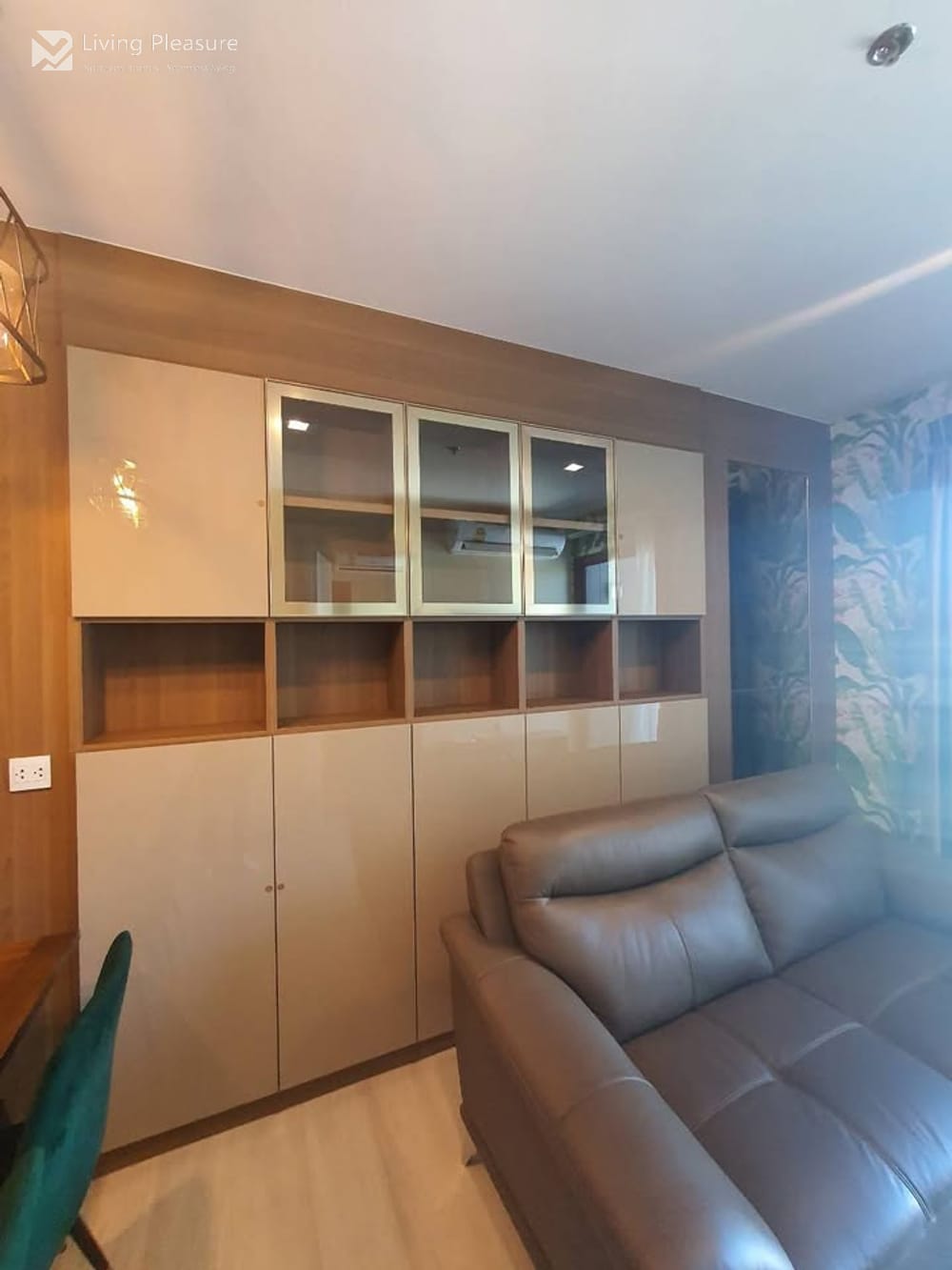 Stylish 2BR Condo for Sale/Rent at Life One Wireless near BTS Phloen Chit 3