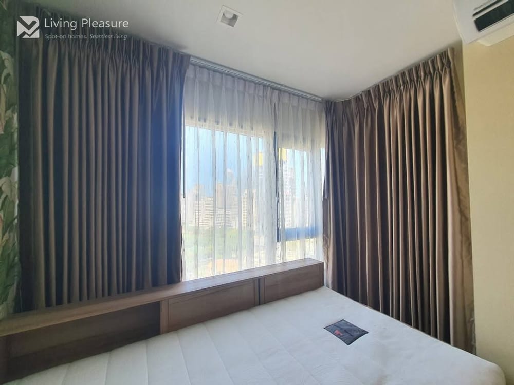 Stylish 2BR Condo for Sale/Rent at Life One Wireless near BTS Phloen Chit 12