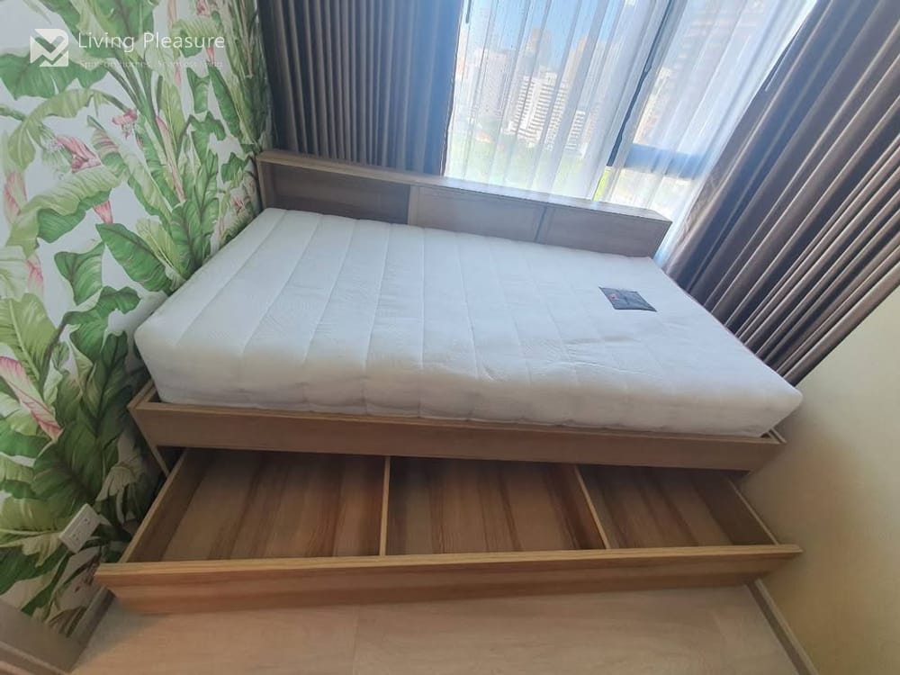 Stylish 2BR Condo for Sale/Rent at Life One Wireless near BTS Phloen Chit 13