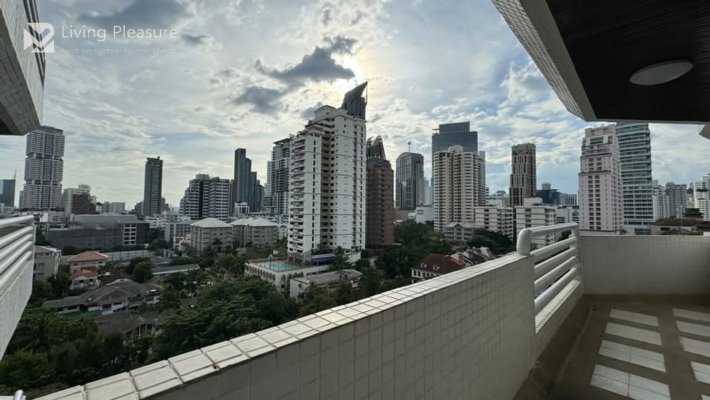 Spacious 3-Bedroom Condo for Sale and Rent near BTS Phrom Phong - Richmond Palace 22