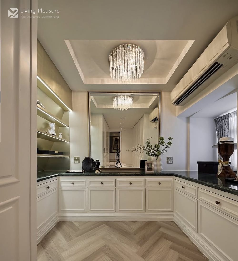 Luxury 4 Bedrooms House for Sale I The Boulevard Ekkamai 13