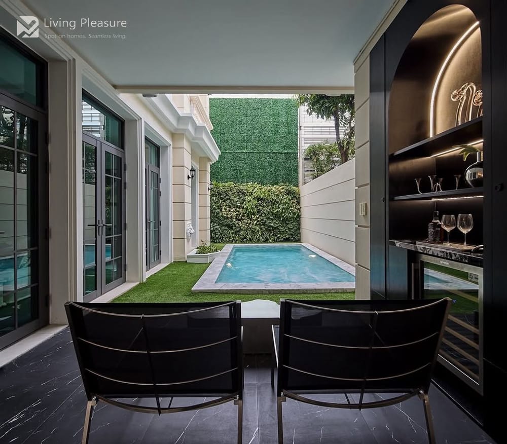 Luxury 4 Bedrooms House for Sale I The Boulevard Ekkamai 21