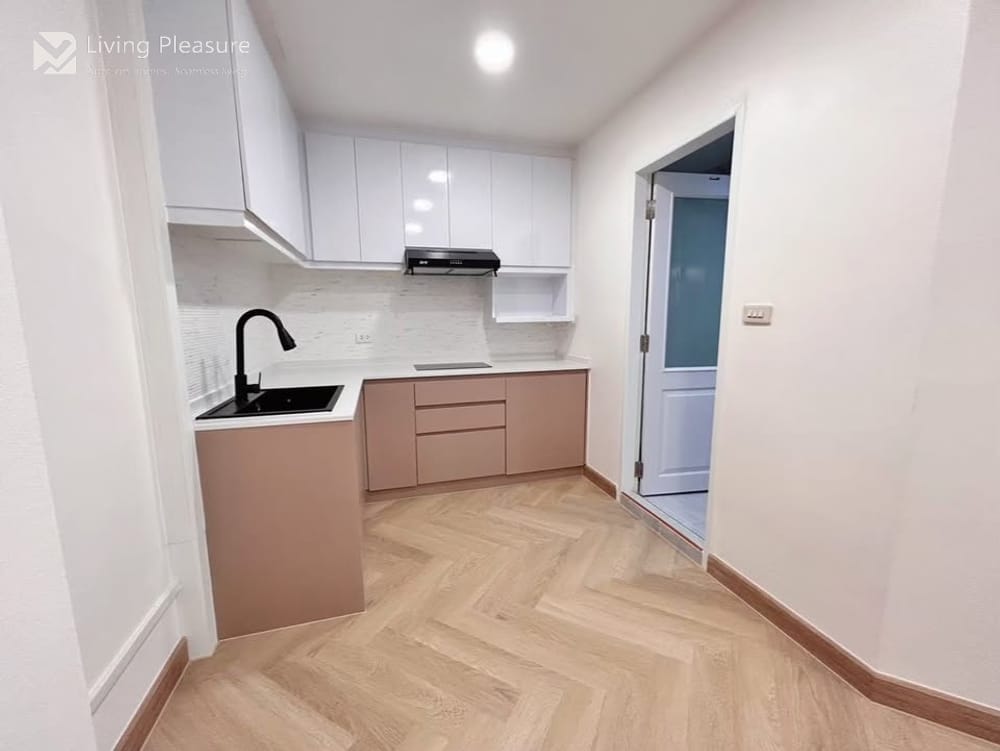 2-Bedroom Condo for Rent at Baan Nonzee Condominium 6