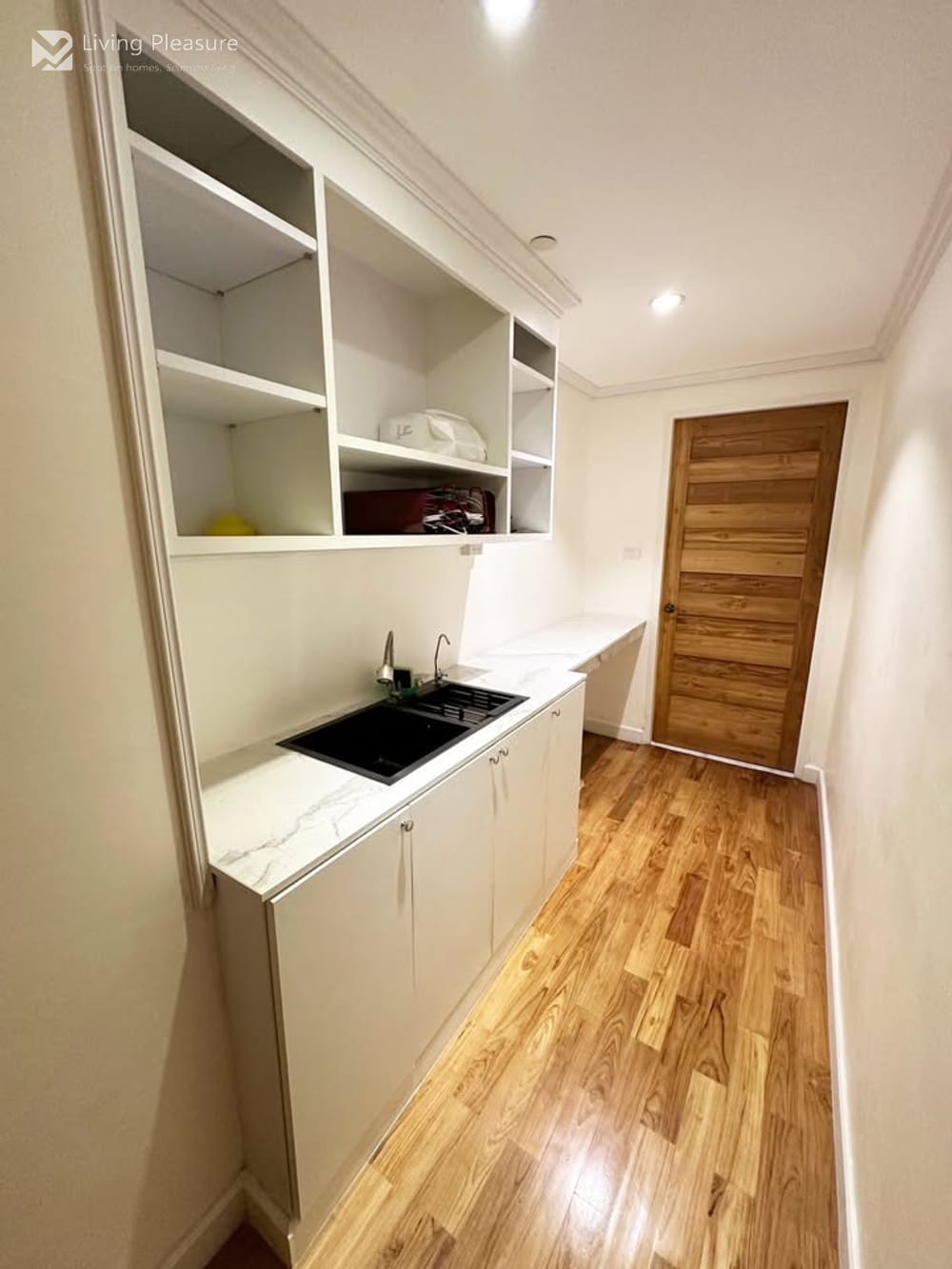 ขาย 4 ห้องนอน คอนโด ใน ริเวอร์ไซด์ 29