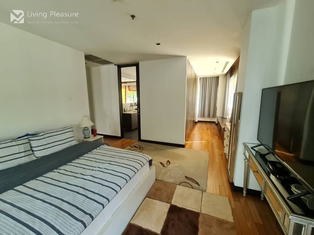 Ultimate Modern 3 Bedrooms Condo for Sale I The Lofts Yennakart 2