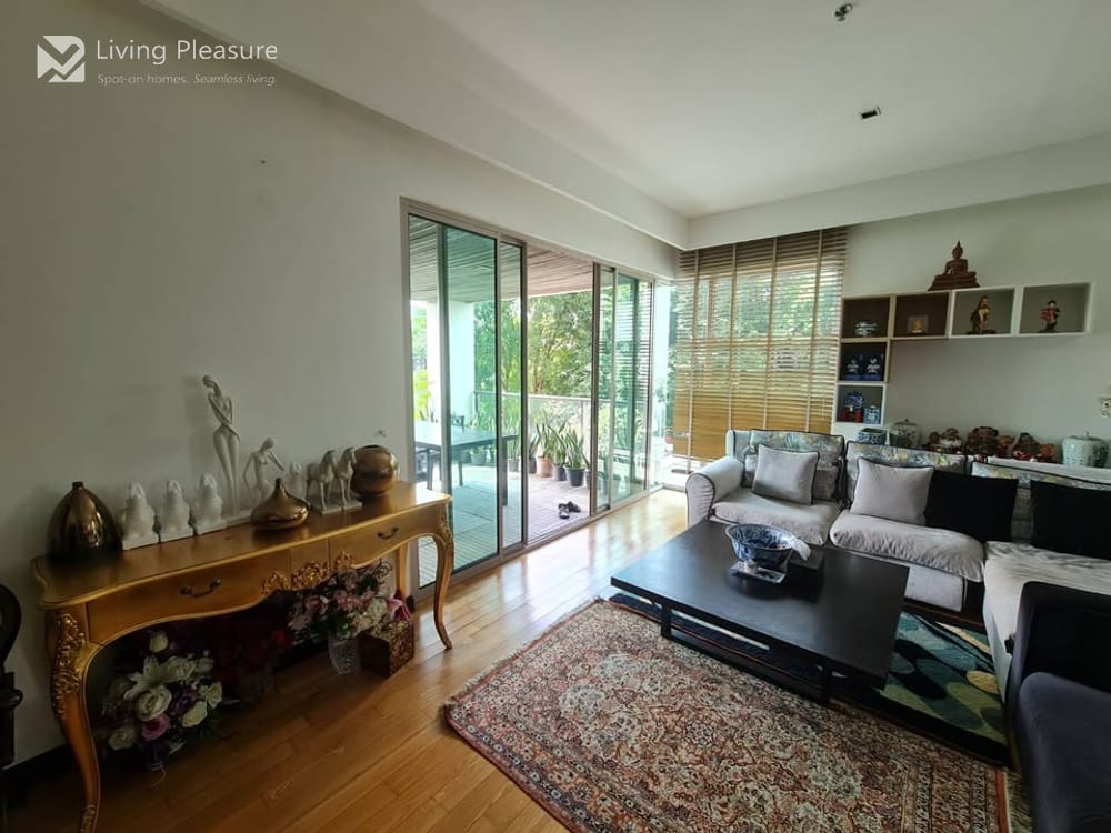 Ultimate Modern 3 Bedrooms Condo for Sale I The Lofts Yennakart 7