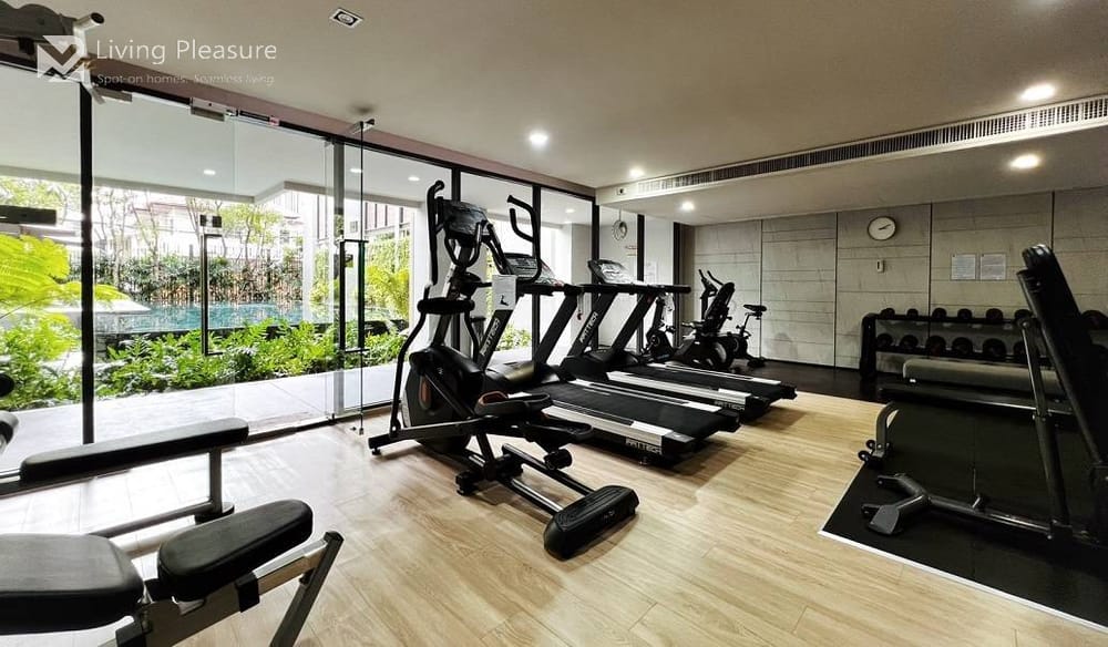 2-Bedroom Condo at Klass Sarasin - Rajdamri near BTS Ratchadamri 9