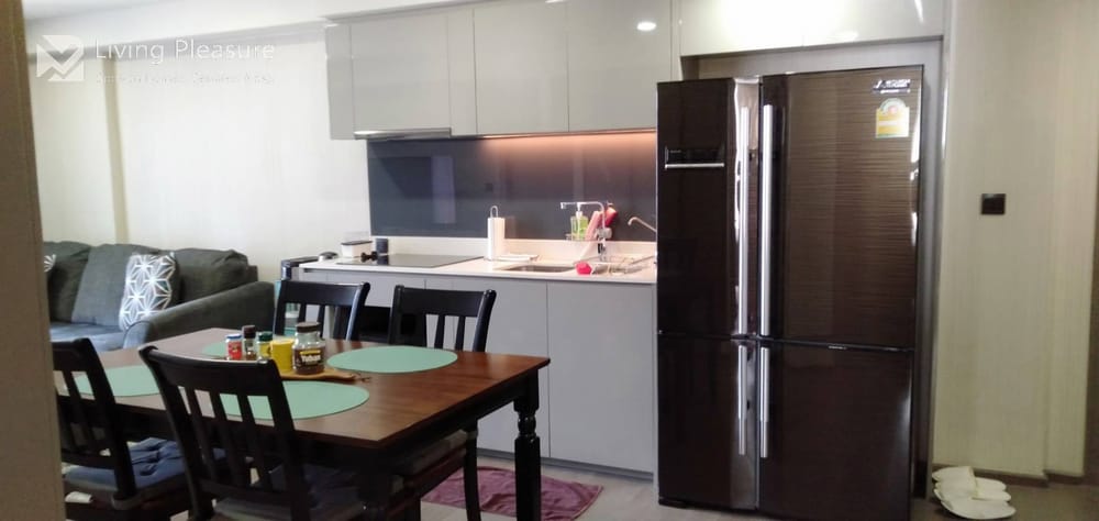 2-Bedroom Condo at Klass Sarasin - Rajdamri near BTS Ratchadamri 5
