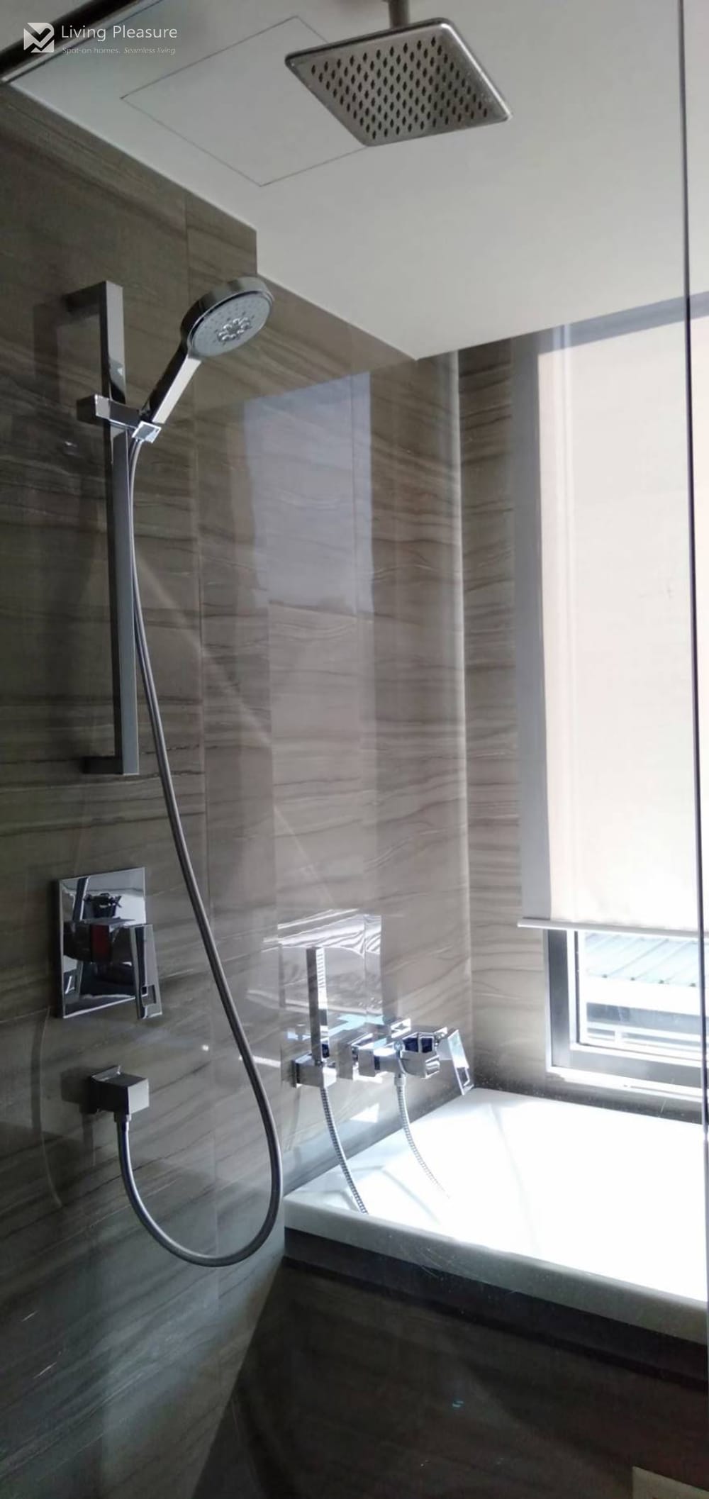 2-Bedroom Condo at Klass Sarasin - Rajdamri near BTS Ratchadamri 7