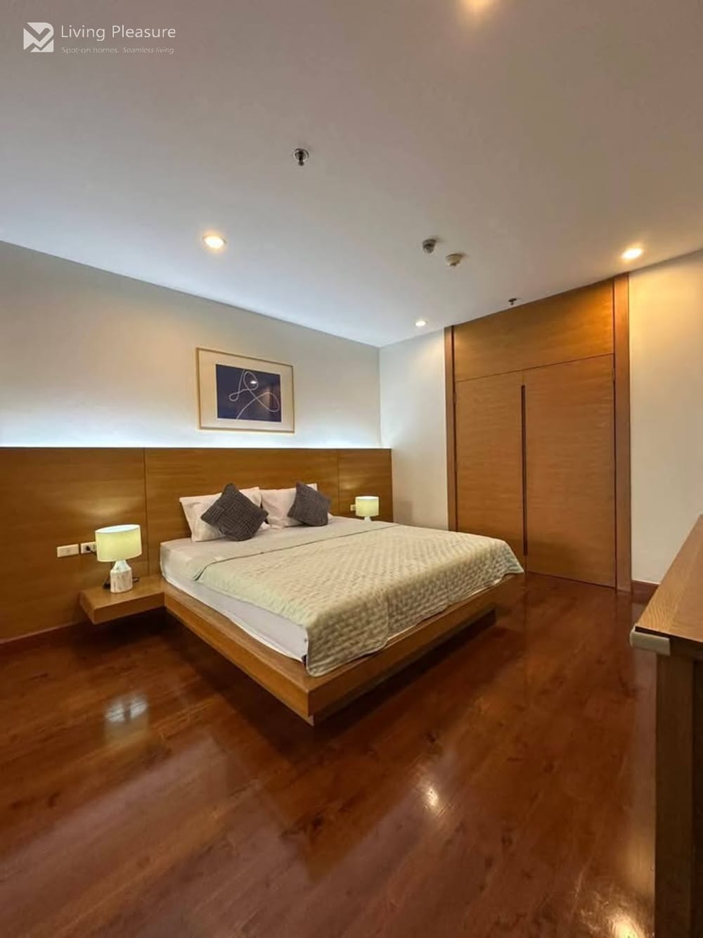 Spacious 3 Bedrooms Duplex Condo for Rent I The Master Centrium Asoke-Sukhumvit  7