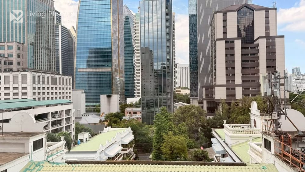 2-Bedroom Condo for Rent in Scope Langsuan - Just 0.2 km from BTS Chit Lom 11