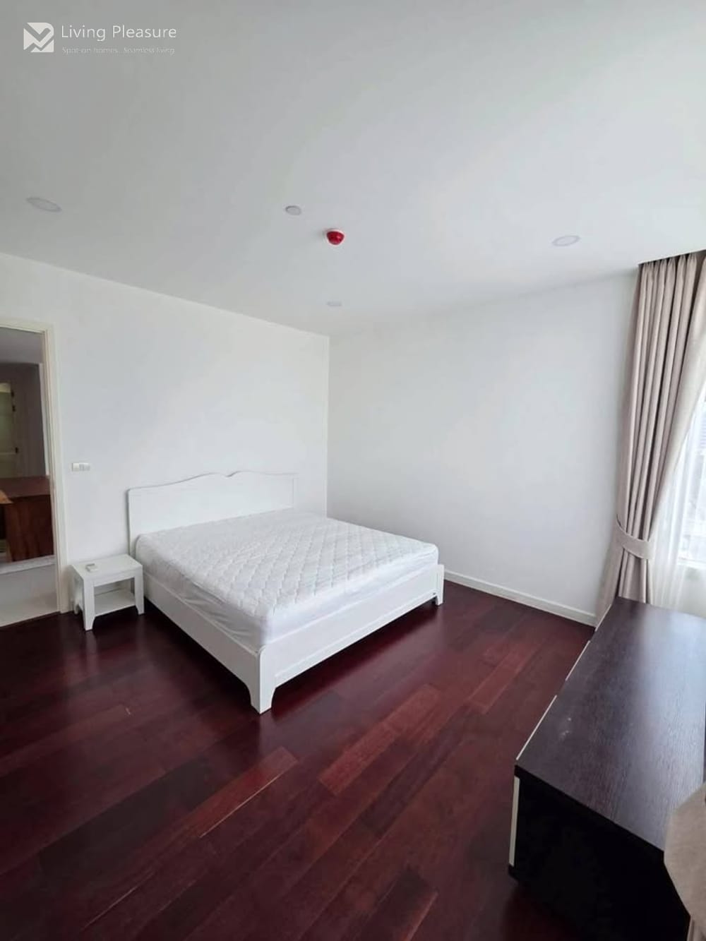 ให้เช่า 2 ห้องนอน คอนโด ใน แมนฮัตตัน ชิดลม (Manhattan Chidlom) 7